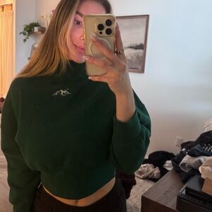 Dark Green Cropped Sweatshirt